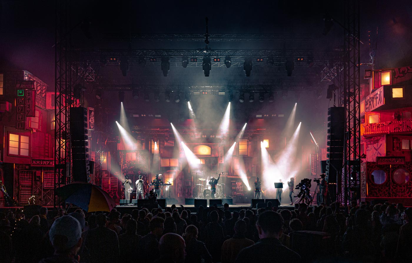 wanderzirkus_fusion_palapa_stage_lights